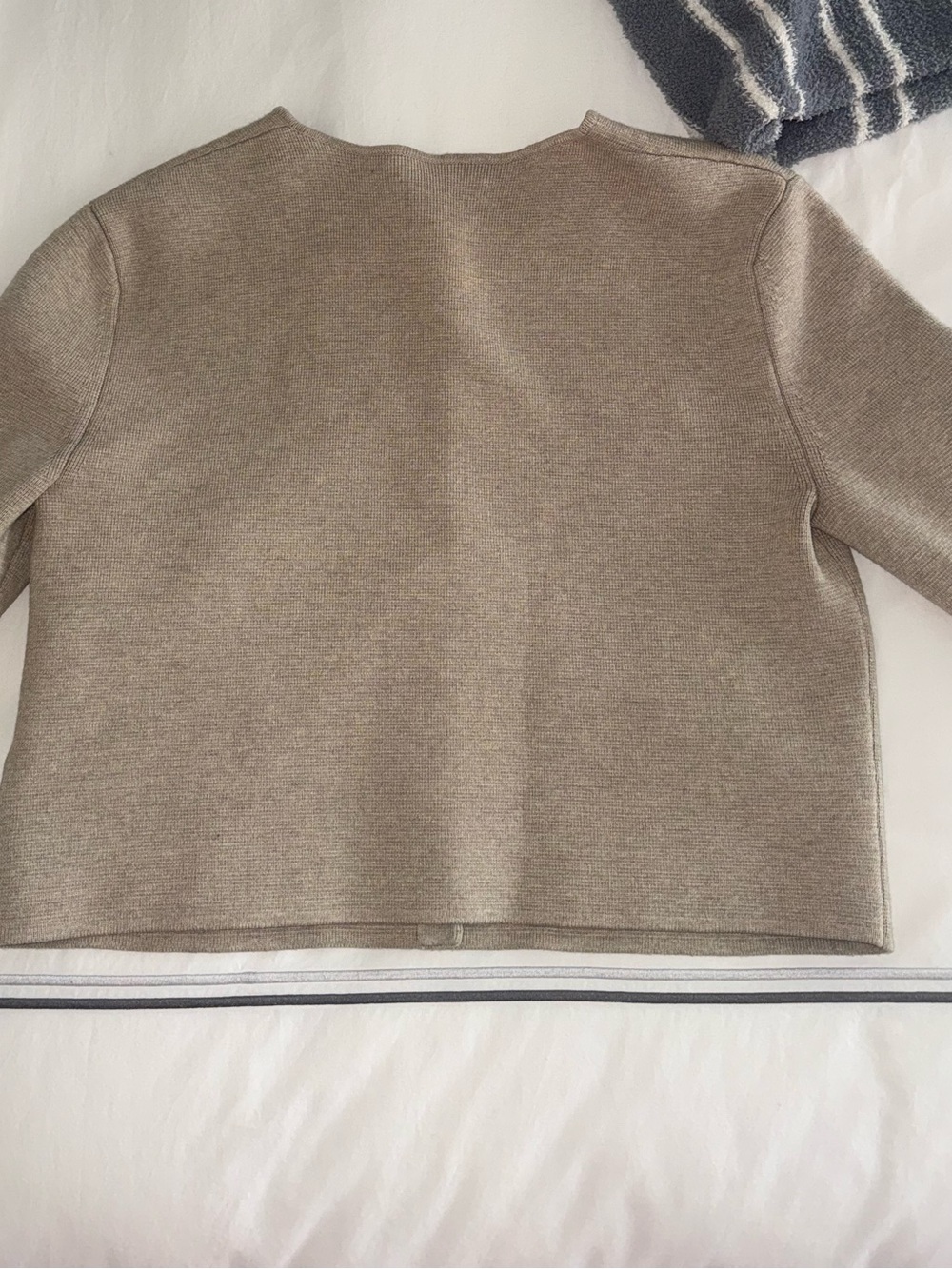 Aritzia Beige Button-Front Knit Cardigan - Picture 3 of 4